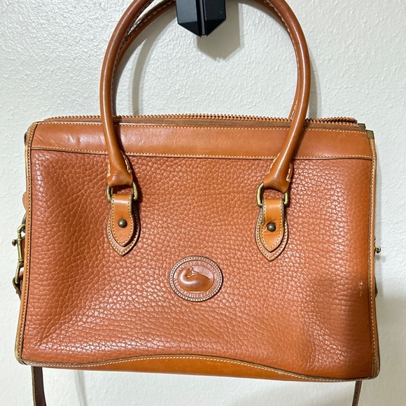 Vintage Dooney and Bourke bag - Picture 1 of 9